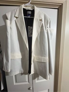 Future Collective Women's Cream Tailored Blazer